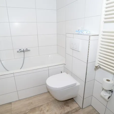 Hotel Op Diek-3